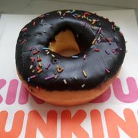 "Chocolate Rainbow Vegan" at Dunkin' - Badstrasse in Berlin