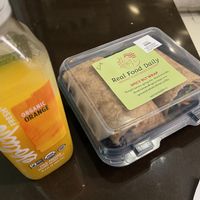 Best food ever at LAX - Real Food Daily - T4 in Los Angeles
