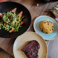 Avocado salad with seitan and rice at Jumandy Organic Garden in Quito