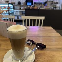 Latte Macchiato with oat milk   at Omas Kuchen in Koblenz
