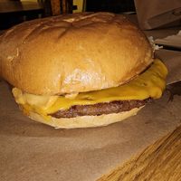 Smash burger at VINCENT in Munich