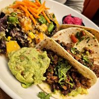 Impossible Meat Taco at Silver Diner in Fredericksburg