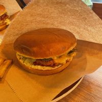 Green smash cheese burger  at Green Farmer's in Amsterdam