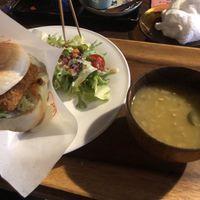 Vegan burger set at Organic House Salute in Kyoto
