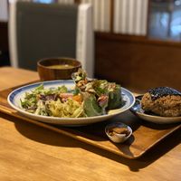 Sopa + Rollos vegetales at Organic House Salute in Kyoto