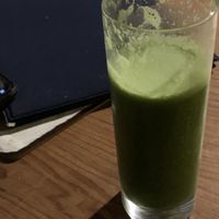 soinach with banana smoothie at Organic House Salute in Kyoto