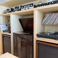 The audiophile dream of amazing records and setup inside the place #Veganuary at Vegan Soba Tokyo Ayler in Tokyo