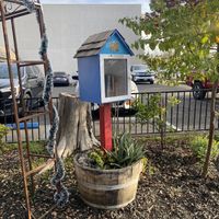 Little Free Library Spotted 👀💕  at The Queen Bean Coffee & Social House in Modesto