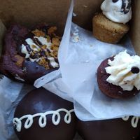 Brownie, mini cupcakes, fauxstess cupcakes at The Sweet Beet in Granby
