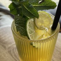 Limo mit Maracuja  at Brews N Bowls in Koblenz