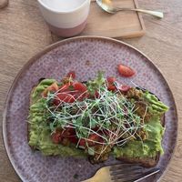 Decaf cappuccino with soy milk (3,90€) + Avocado bread with tofu scramble (13,90€)  at Zucker & Rüben in Koblenz