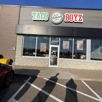 Outsidee  at Taco Boyz in Moncton