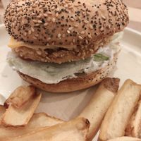 Burger no pollo at Sol Veggie in Logrono