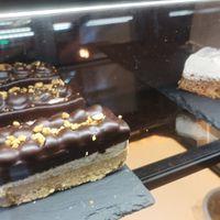 Snicker y Tarta de Zanahoria at Sol Veggie in Logrono