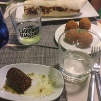 Wrap, croquetas y chorizo vegano at Sol Veggie in Logrono
