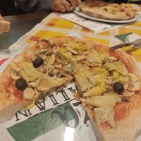 Pizza Vegana auch sehr lecker... at Bistro Aurora in Plettenberg