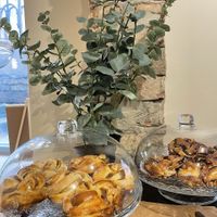 Apple and cinnamon rolls at Vegan Brunch in Riga