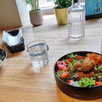 Mushroom pasta and bowl and bruschetta at Vegan Brunch in Riga