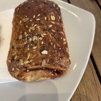 Fagottino vegano ai frutti di bosco at Caffè Vergnano 1882  in Lissone