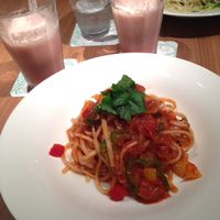 pasta wirh strawberry-shakes at Ko-So Cafe in Tokyo