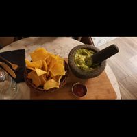 Gucamole and nachos at El Tiki by Lazo in Turin