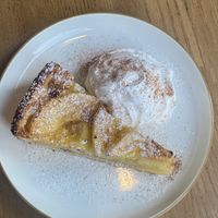   at Kosmopoliet in Bruges