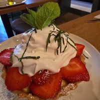 Strawberry pie at Kosmopoliet in Bruges