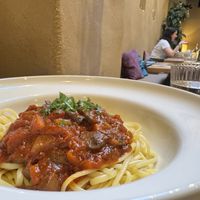 Pasta met groenten en champignons   at Kosmopoliet in Bruges