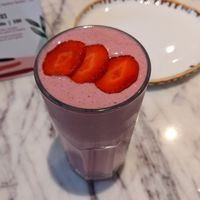 Berry love smoothie at Earth Cafe @ Churchgate in Mumbai