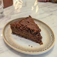 Carrot cake at Earth Cafe @ Churchgate in Mumbai