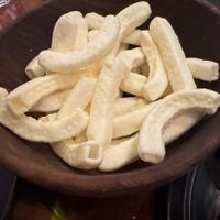 Complimentary chips at Ping's Café Orient in Mumbai