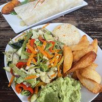 Fajitas 55Q - huuuuuge portion of veg. Includes chips & rice as well.  at Jakuu in San Pedro La Laguna