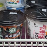 Vegan cream cheese at Nothofagus Almacén de Alimentos Naturales in Chubut