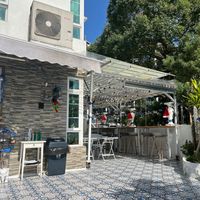  at E+ Cafe in New Territories