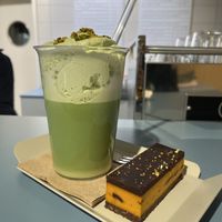 Pistachio Matcha and an orange choc Epique  raw slice  #Veganuary at Neosociety  in Munich