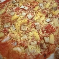 Vegan Pizza Hawaii   at du&ich in Bremen