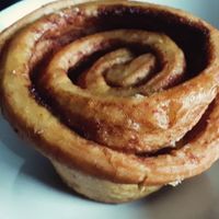 Cinnamon cruffin #Veganuary at Lui's By The Park in Tynemouth