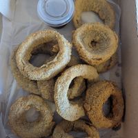 Onion rings at Elementos Cervecería in Comodoro Rivadavia