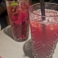 Acai/ ginger lemonade and red berry iced tea at Kaspar Schmauser in Essen