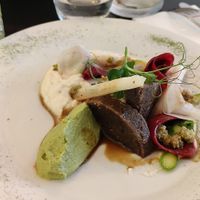 Vegetable palet with kale pesto and baby vegetables at 42 Degrés in Paris