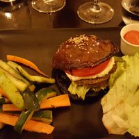burger at 42 Degrés in Paris