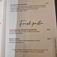 Vegan menu - bottom half at Totale Pizzeria Alvalade in Lisbon