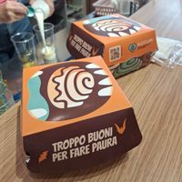  at Mr Cinnamon in Naples