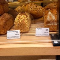 breads at NEO in Ceret