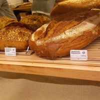 breads at NEO in Ceret