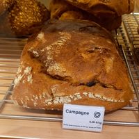 breads at NEO in Ceret