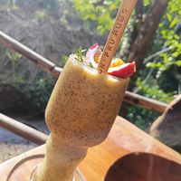 Passion fruit smoothie at Tarzan Coffee Hut in Surat Thani