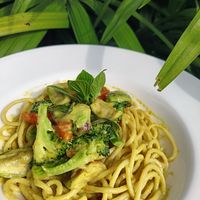 Green curry sauce pasta at Tarzan Coffee Hut in Surat Thani
