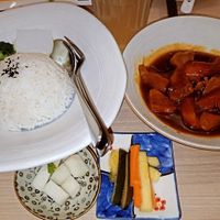 set lunch: braised lion's mane mushroom with lemongrass tea, rice, pear, & pickled veggies at Chin Swee Vegeciting 1Utama in Petaling Jaya