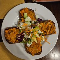 Bruschette Medievali (made vegan by staff) at Taverna La Mandragola in Ferrara